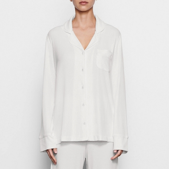 SKIMS Other - SKIMS Soft Lounge Button Up Pajama Top